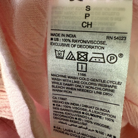 Old Navy pink top, peasant style, boho, ties, size small - Picture 8 of 9